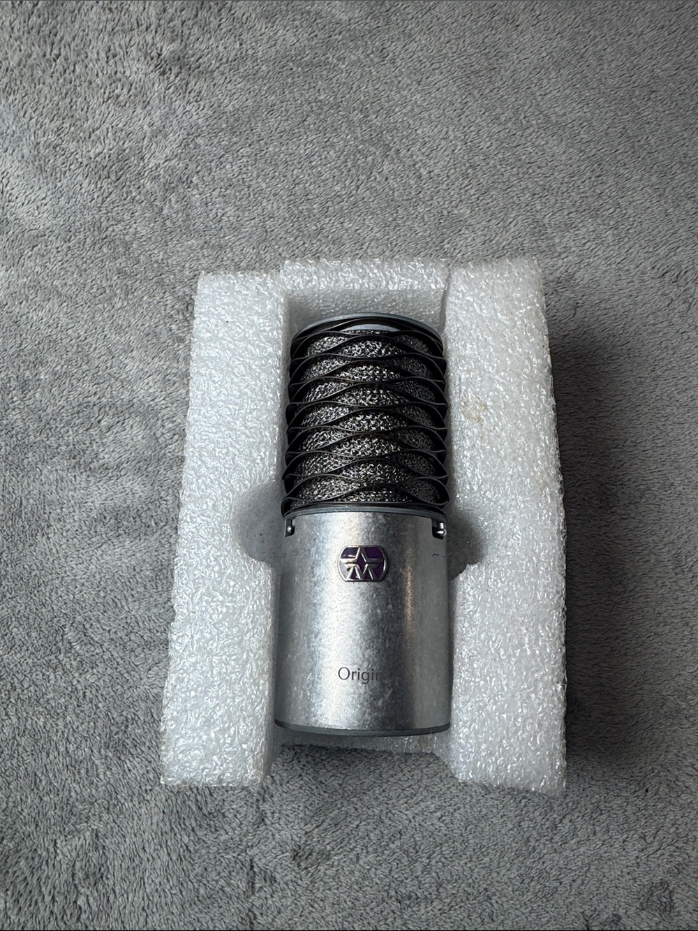 Aston Microphone Large-Diaphragm Cardioid Condenser Microphone